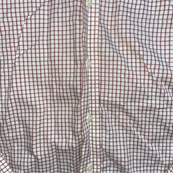 L.L. Bean Wrinkle Resistant Long Sleeve Button Down Shirt Men's - Picture 2 of 4